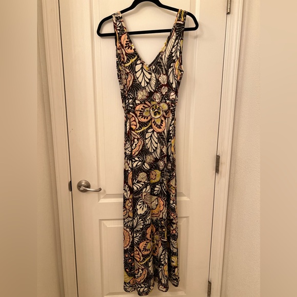 Beautiful print maxi dress - Picture 2 of 4
